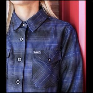 Tendencies Women's Blue Plaid Button-Up Shirt